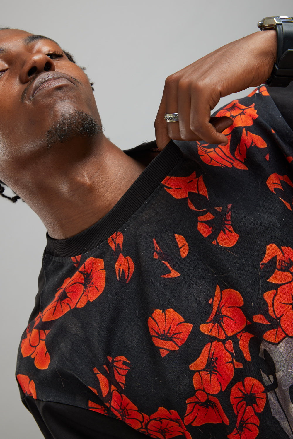 Ghost Drop (Oversize Linen T-Shirt) – KRAMPSTER®️