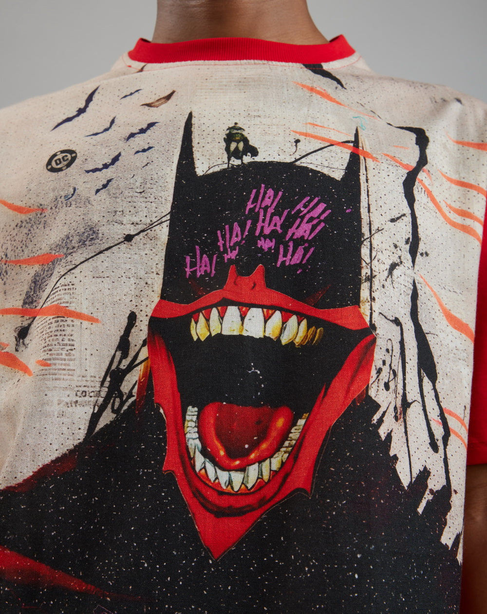 Dark Knight (Oversize Linen T-Shirt) – KRAMPSTER®️
