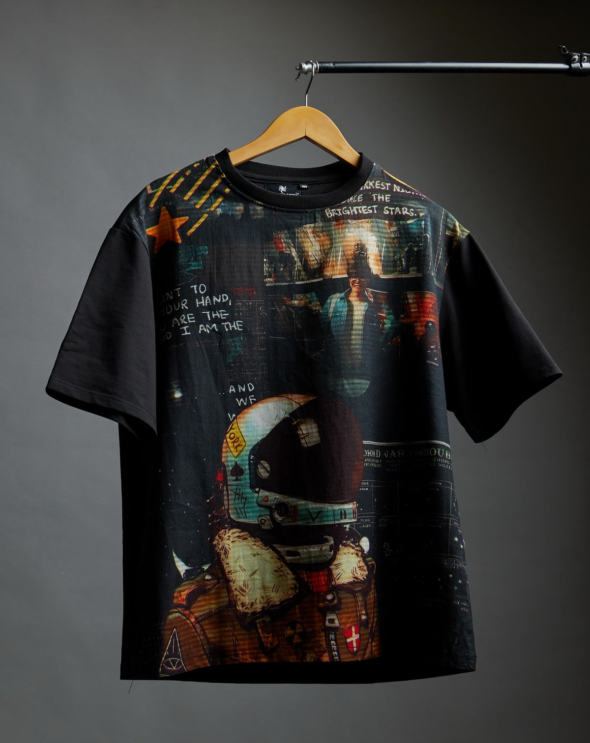 Dream Astronaut (Oversize Linen T-Shirt) – KRAMPSTER®️