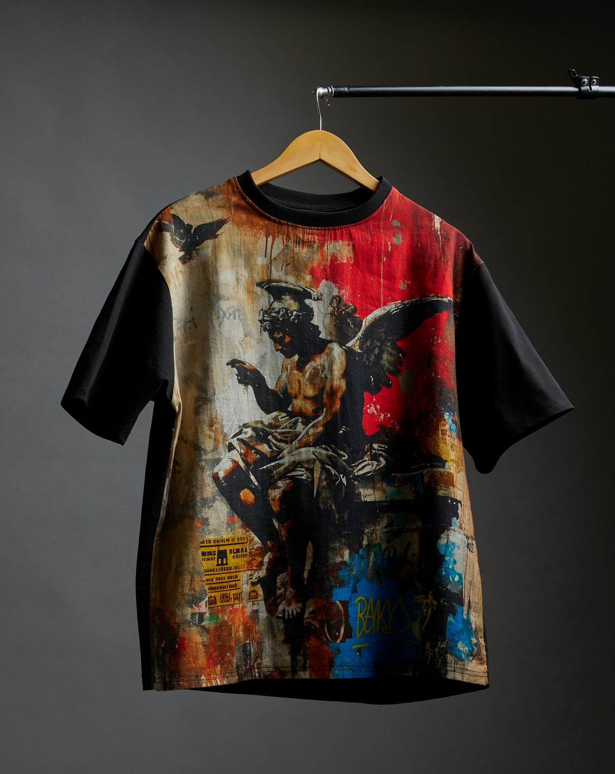 Urban Seraph (Oversize Linen T-Shirt) – KRAMPSTER®️