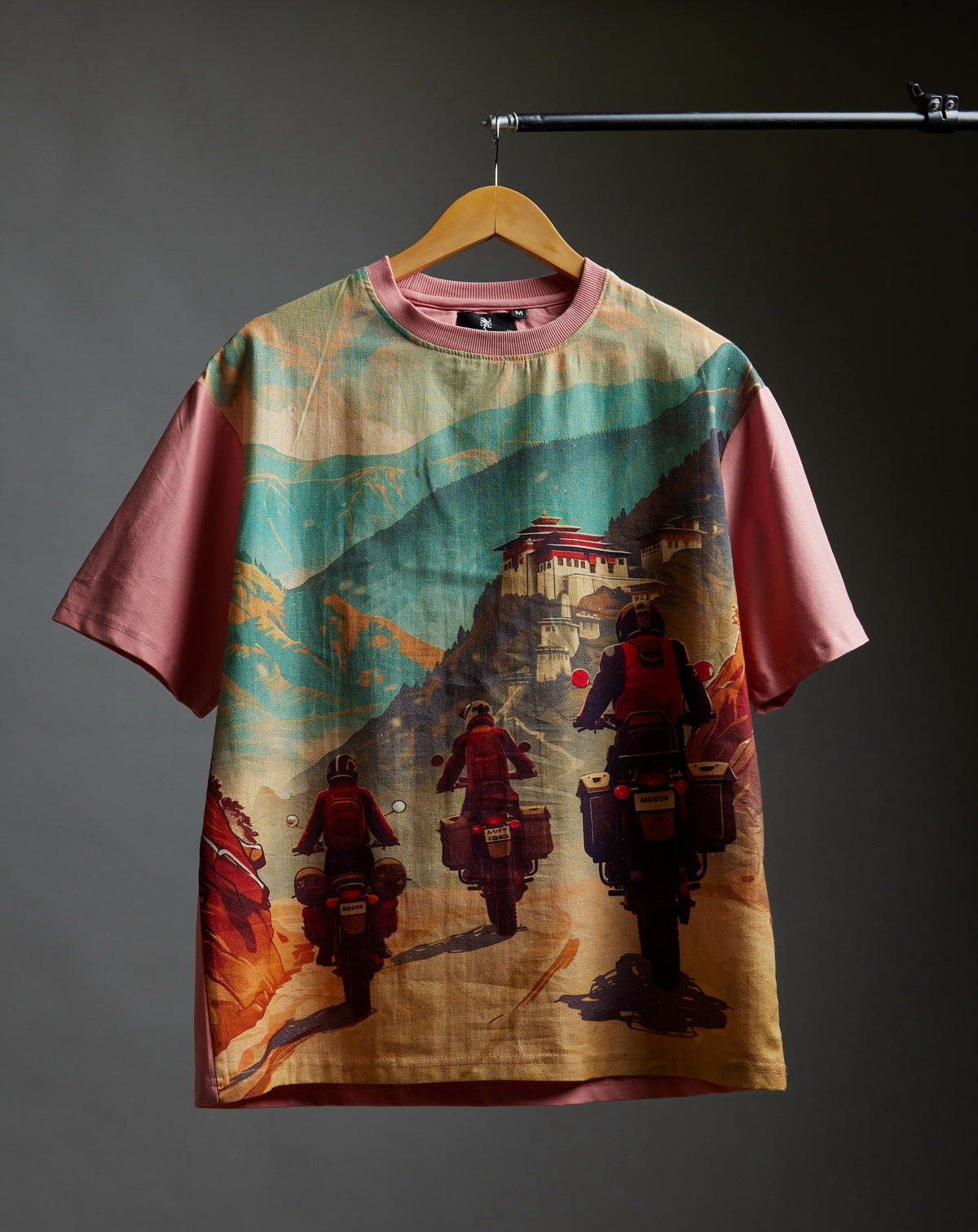Nomad's Way (Oversize Linen T-Shirt) – KRAMPSTER®️