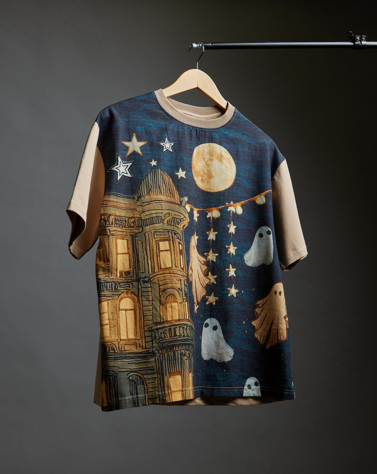 Ghost Lights (Oversize Linen T-Shirt) – KRAMPSTER®️