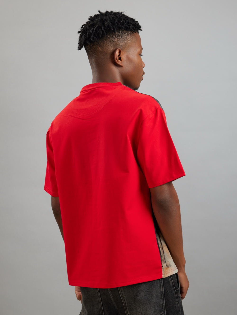 Red Echo (Oversize Linen T-Shirt) – KRAMPSTER®️