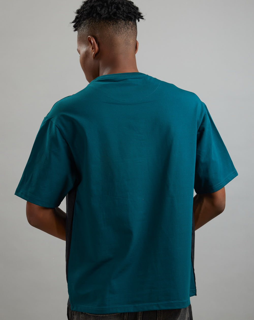 Spook Squad (Oversize Linen T-Shirt) – KRAMPSTER®️